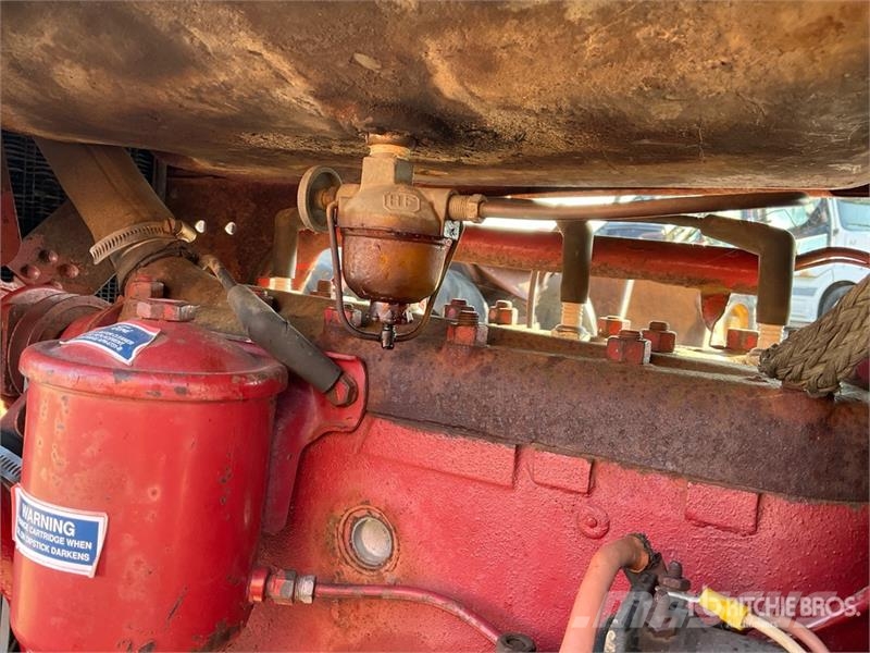 Ford 2WD Antique Tractor (Inoperable) Tractors