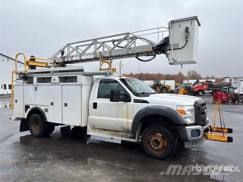 Ford 35 ft on Ford F-450 4x4 Van Mounted Aerial Lift Auto hoogwerkers