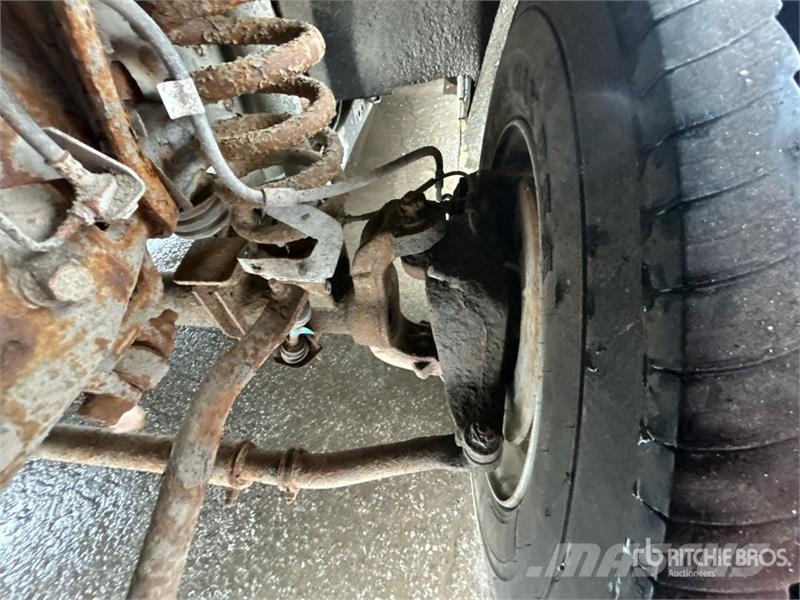 Ford 41 30 ft on Ford F-550 XLT 4x2 Van Mounted Aerial Auto hoogwerkers
