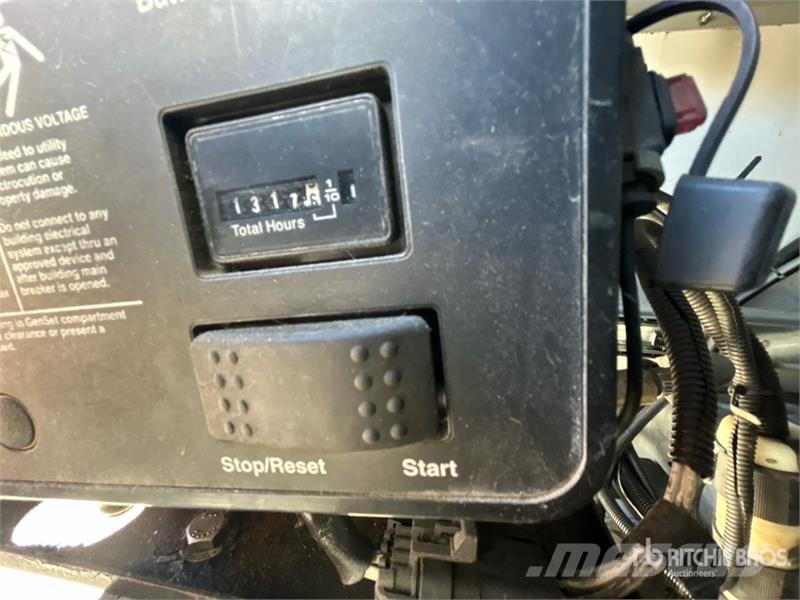 Ford 41 30 ft on Ford F-450 4x2 Van Mounted Aerial Lif Nostolava-autot