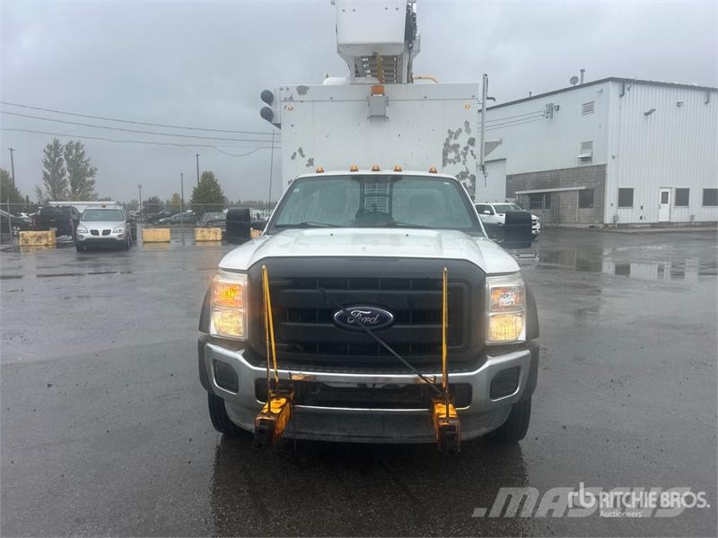 Ford 41 30 ft on Ford F-550 4x2 Van Mounted Aerial Lif Truck mounted aerial platforms