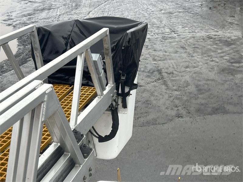 Ford 41 30 ft on Ford F-550 4x2 Van Mounted Aerial Lif Truck mounted aerial platforms
