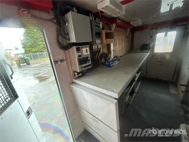 Ford 41 30 ft on Ford F-550 4x2 Van Mounted Aerial Lif Truck mounted aerial platforms