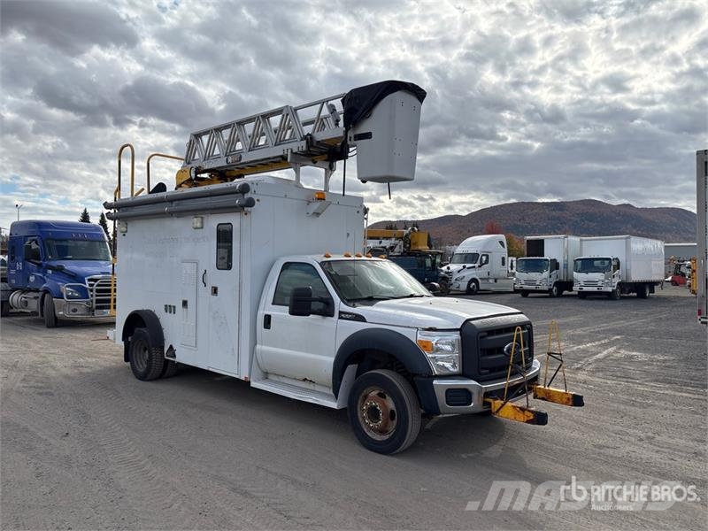 Ford 41 30 ft on Ford F-550 XL 4x2 Van Mounted Aerial Platforme aeriene montate pe camion