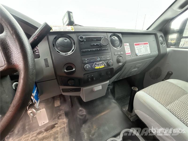 Ford 41 30 ft on Ford F-550 4x2 Van Mounted Aerial Lif Truck mounted aerial platforms