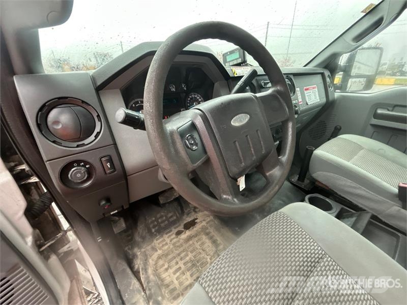 Ford 41 30 ft on Ford F-550 4x2 Van Mounted Aerial Lif Truck mounted aerial platforms