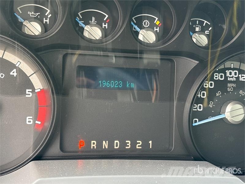 Ford 41 30 ft on Ford F-550 XL 4x2 Van Mounted Aerial Platforme aeriene montate pe camion