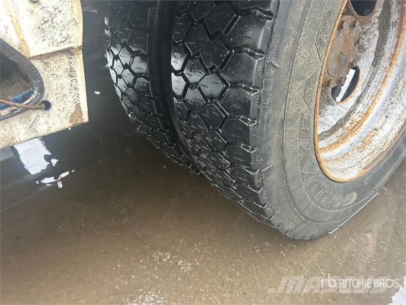 Ford 41 30 ft on Ford F-550 XLT 4x2 Van Mounted Aerial Auto hoogwerkers