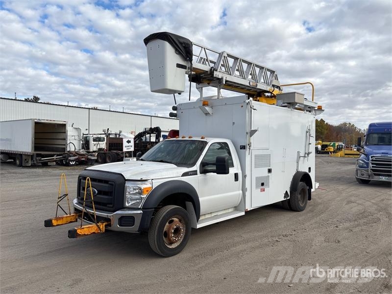 Ford 41 30 ft on Ford F-550 XL 4x2 Van Mounted Aerial Platforme aeriene montate pe camion