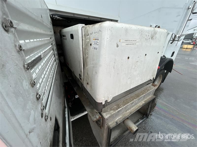 Ford 41 30 ft on Ford F-550 4x2 Van Mounted Aerial Lif Truck mounted aerial platforms