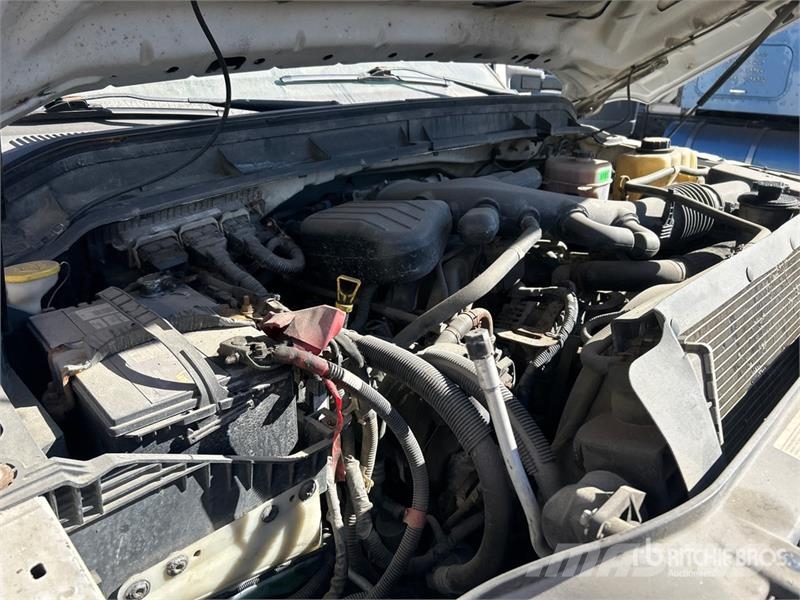 Ford 41 35 ft on  Ford F-450 XL 4x2 Van Mounted Aerial  Автовишки на базі вантажівки
