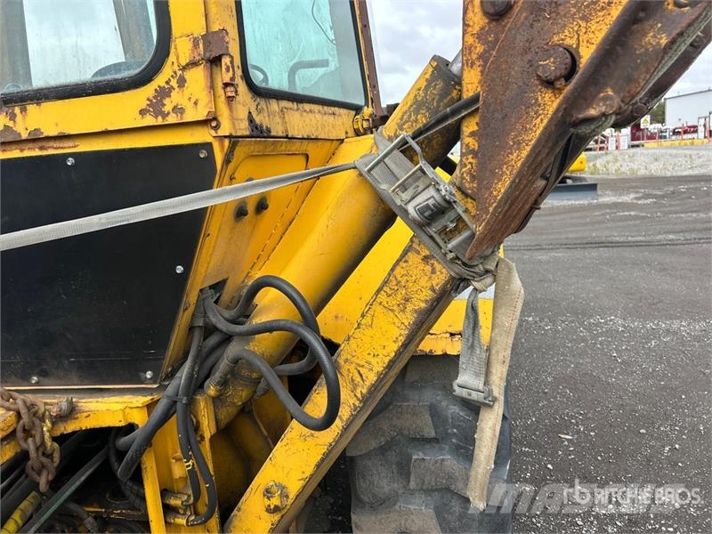 Ford 555B Kazıcı yükleyiciler - beko loder