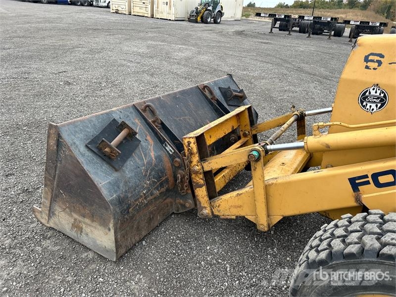 Ford 655C 4x4 Backhoe Loader Ekskavaatorlaadurid