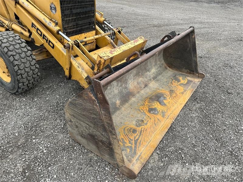 Ford 655C 4x4 Backhoe Loader Ekskavaatorlaadurid