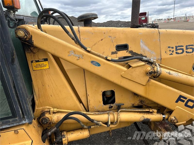 Ford 655C 4x4 Backhoe Loader Ekskavaatorlaadurid