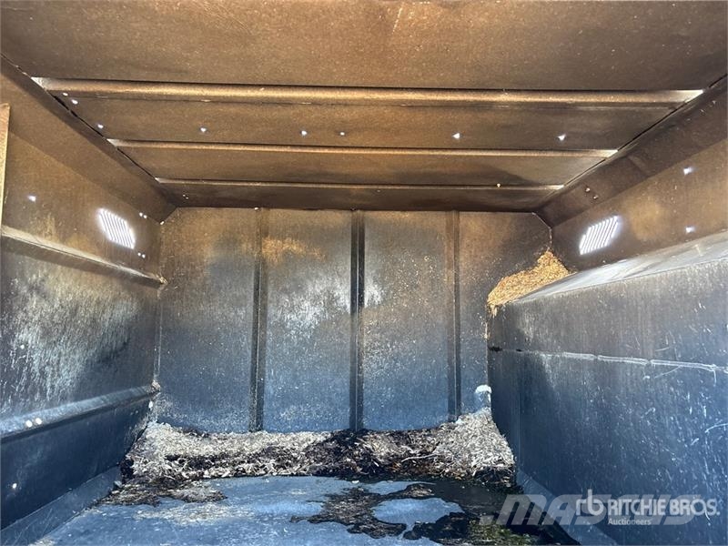Ford Altec LR756 56 ft on Ford F-750 XL 4x2 Forestry C Camion nacelle