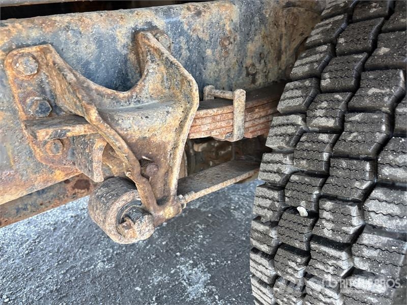 Ford Altec LR756 56 ft on Ford F-750 XL 4x2 Forestry C Camion nacelle