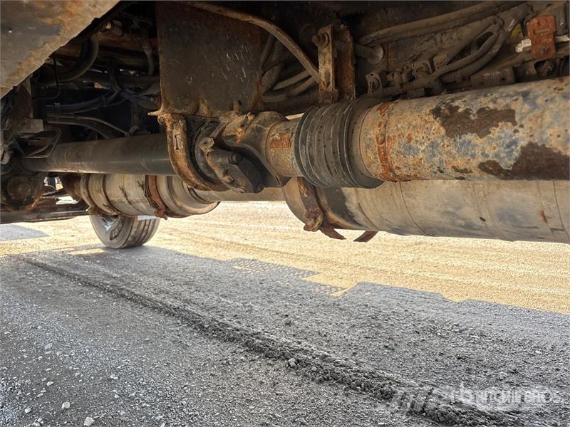 Ford Altec LR756 56 ft on Ford F-750 XL 4x2 Forestry C Camion nacelle