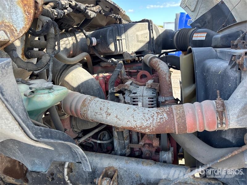 Ford Altec LR756 56 ft on Ford F-750 XL 4x2 Forestry C Camion nacelle
