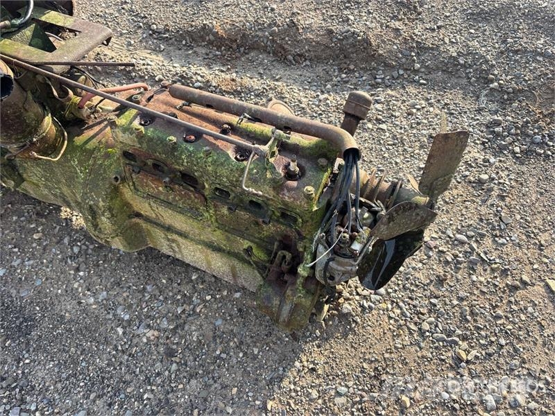 Ford Antique Tractor (Inoperable) Tractors