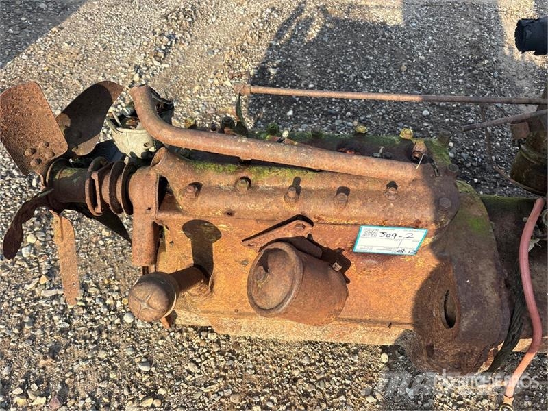 Ford Antique Tractor (Inoperable) Tractors