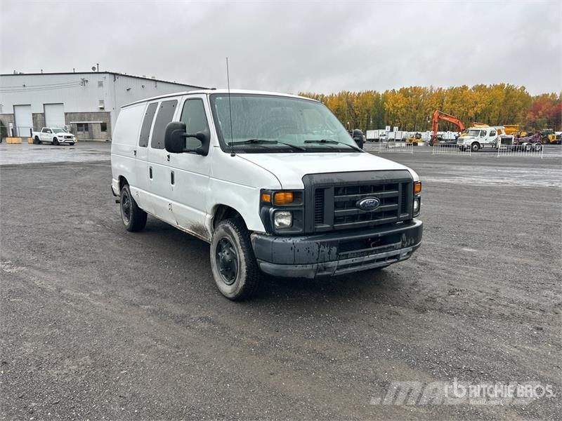 Ford E-150 Dostavna vozila / kombiji