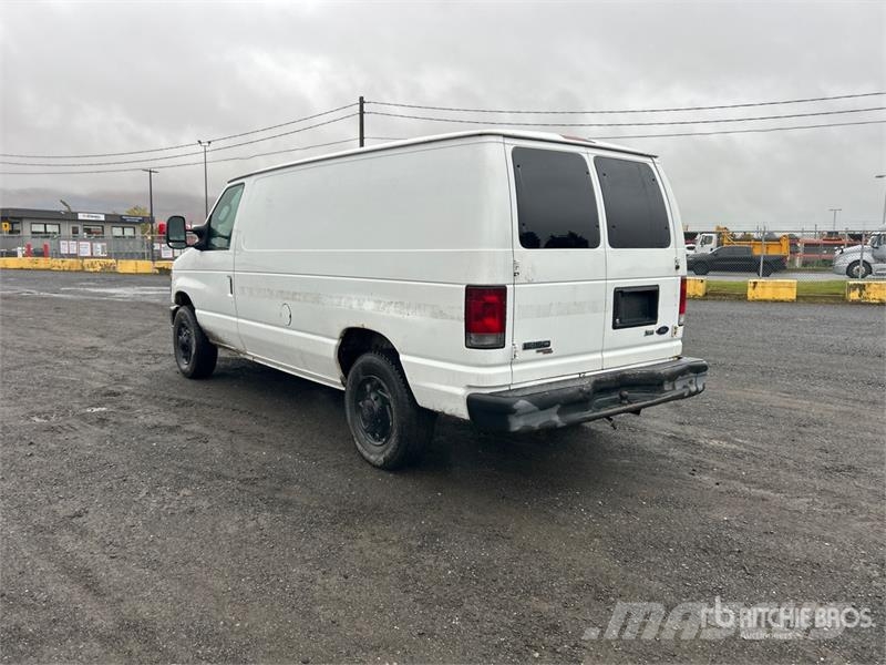 Ford E-150 Dostavna vozila / kombiji
