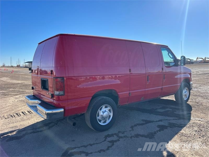 Ford E-250 Dostavna vozila / kombiji