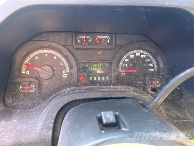 Ford E-250 Dostavna vozila / kombiji