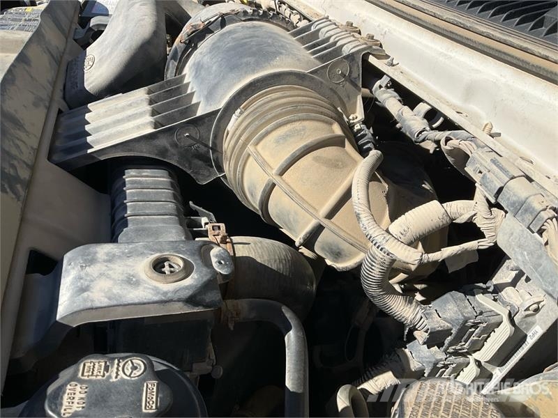 Ford E-250 Carrinhas de caixa fechada