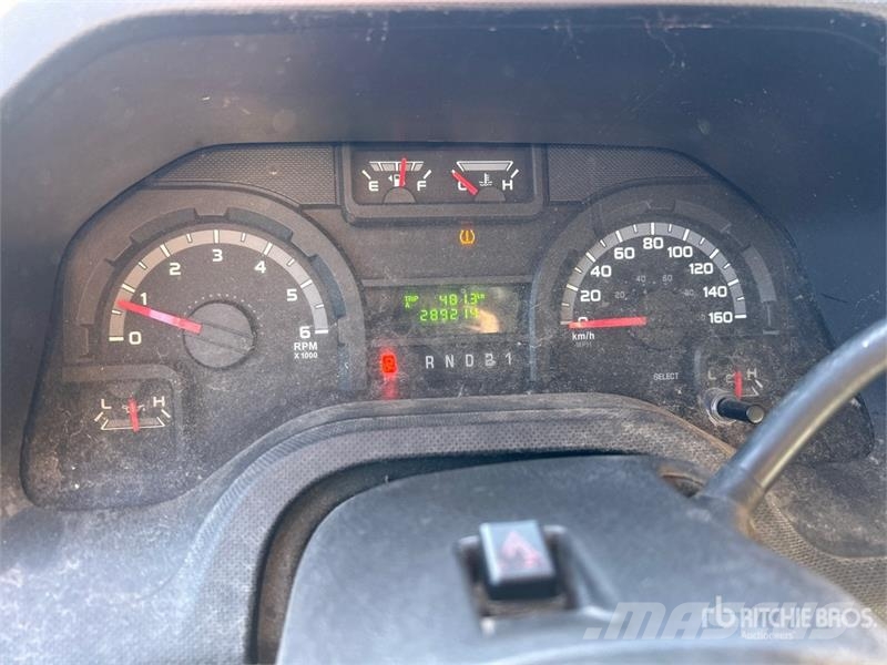Ford E-250 Dostavna vozila / kombiji