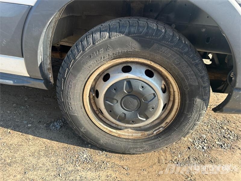 Ford E-350 Κλούβες με συρόμενες πόρτες