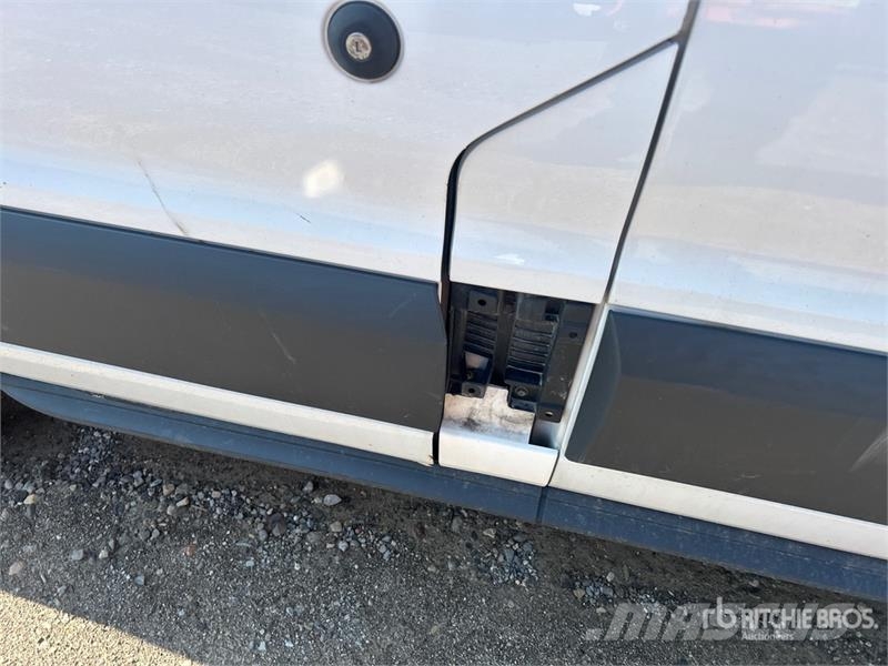Ford E-350 Κλούβες με συρόμενες πόρτες