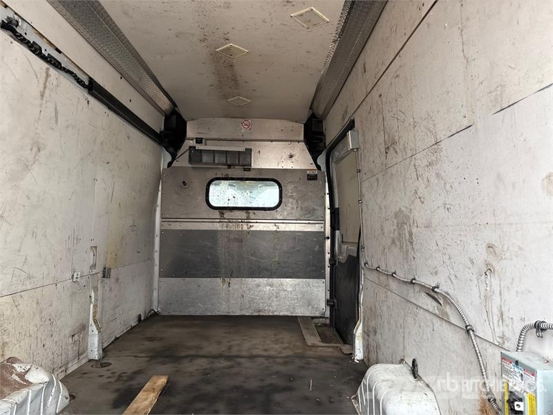 Ford E-350 Dodávky