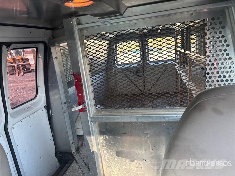 Ford E-350 Transporterek