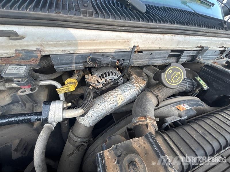 Ford E-350 Transporterek