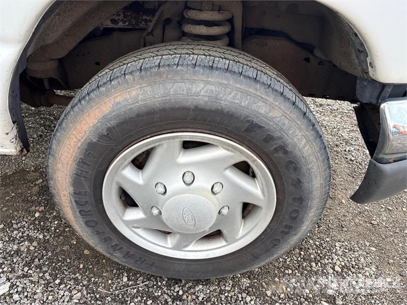Ford E-350 Κλούβες με συρόμενες πόρτες