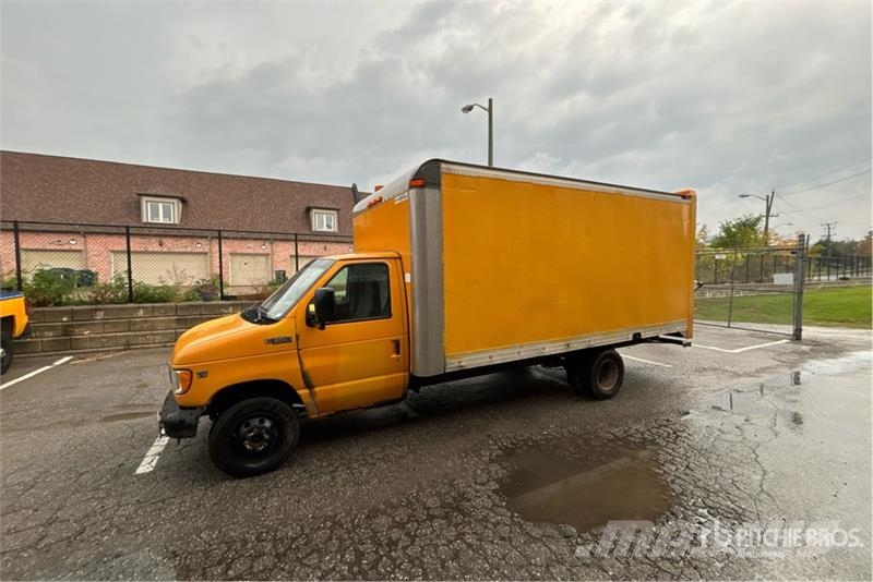 Ford E-350 4x2 Van Truck Sanduk kamioni