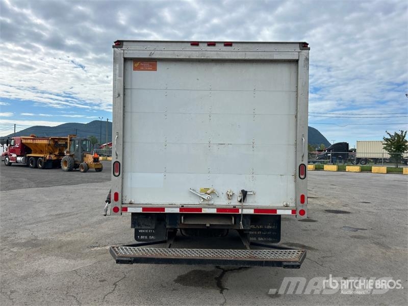 Ford E-350 4x2 Van Truck Skapbiler