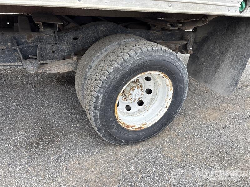 Ford E-350 4x2 Van Truck Skåpbilar