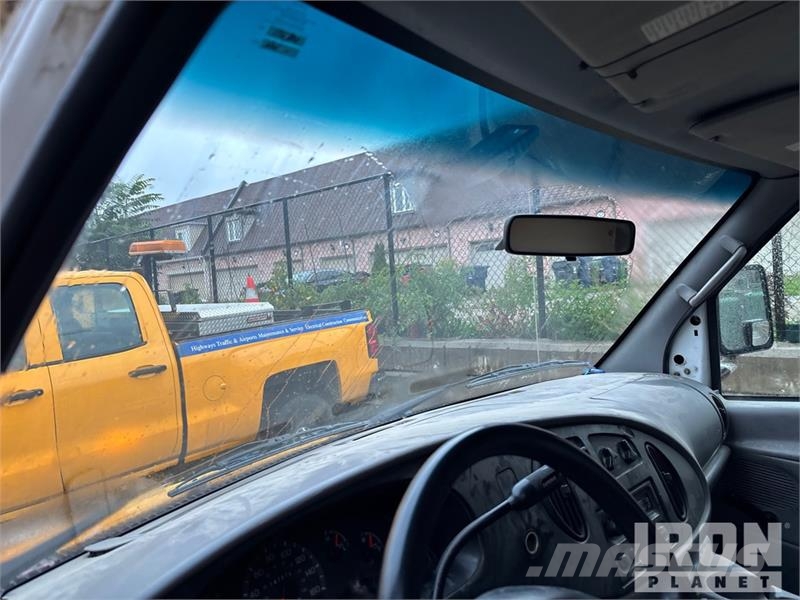 Ford E-350 4x2 Van Truck Sanduk kamioni
