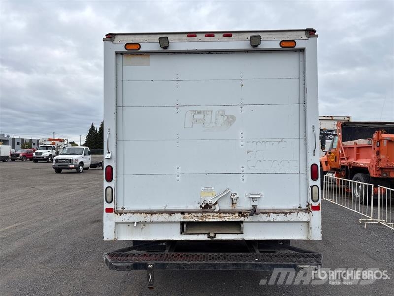 Ford E-350 4x2 Van Truck Skåpbilar