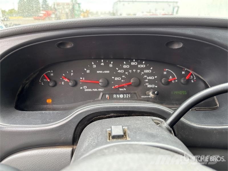 Ford E-350 4x2 Van Truck Skåpbilar