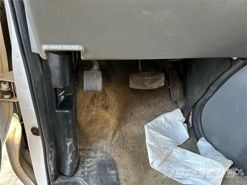 Ford E-450 4x2 16-Seat Party Bus Mini-bus