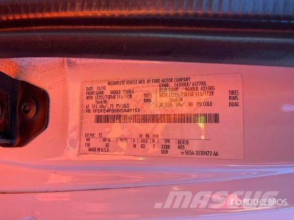 Ford E-450 4x2 20-Seat Mini Bus Mini buszok