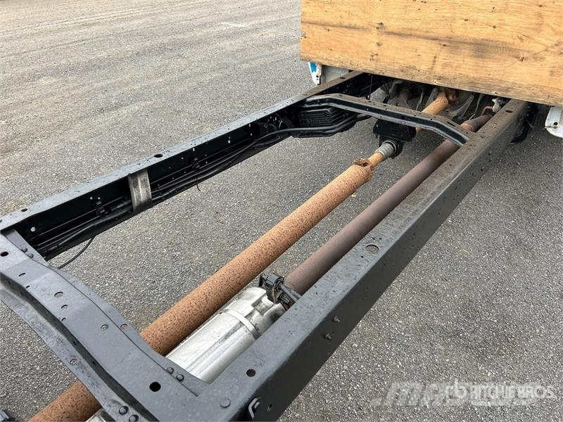 Ford E-450 4x2 Cab and Chassis Cabinas e interior