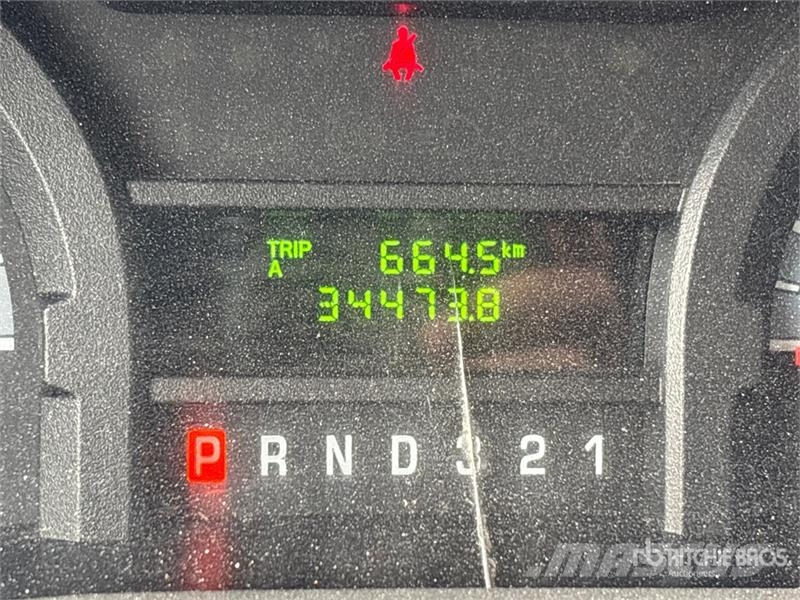 Ford E-450 4x2 Utility Truck 픽업/드롭사이드