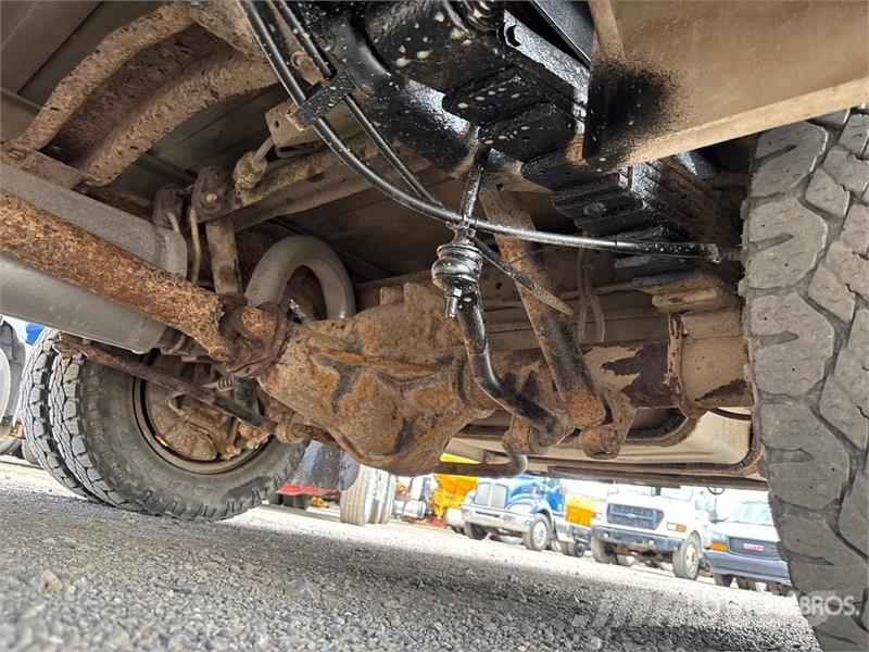 Ford E-450 4x2 Utility Truck 픽업/드롭사이드