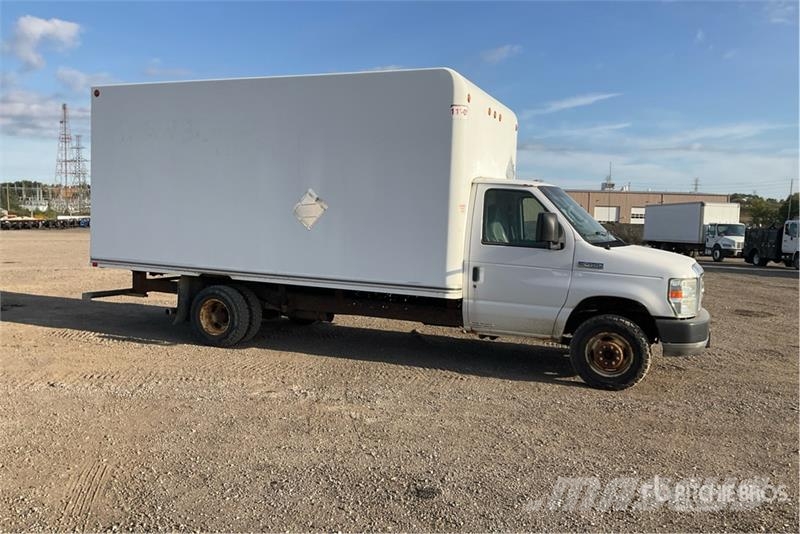Ford E-450 4x2 Van Truck Sanduk kamioni