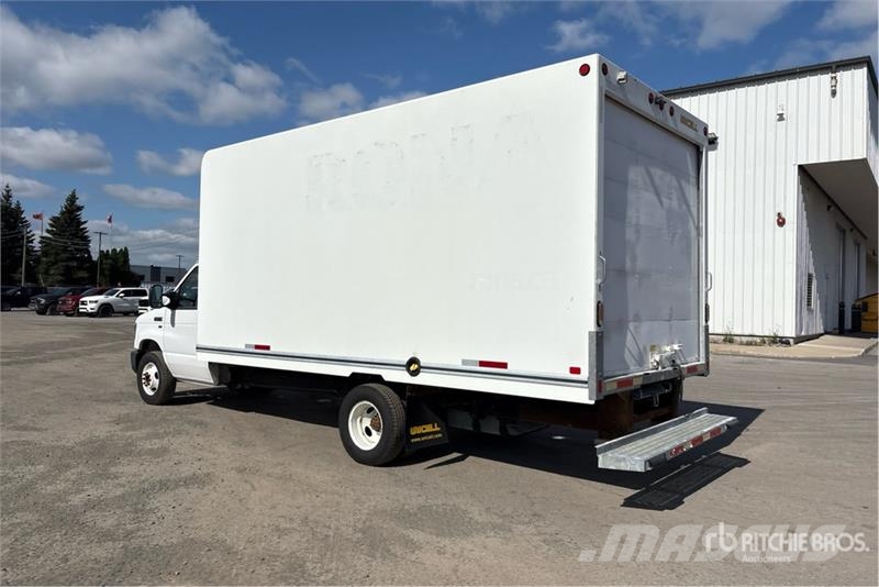 Ford E-450 4x2 Van Truck Skåpbilar